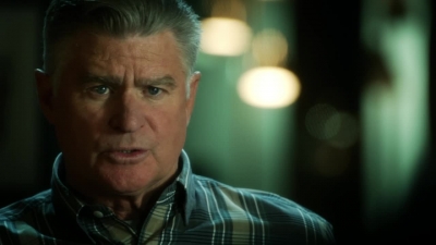 CSI_CRIME_SCENE_INVESTIGATION_-_E14X22_DEAD_IN_HIS_TRACKS_0526.jpg
