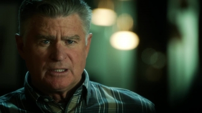 CSI_CRIME_SCENE_INVESTIGATION_-_E14X22_DEAD_IN_HIS_TRACKS_0530.jpg