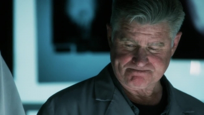 CSI_CRIME_SCENE_INVESTIGATION_-_E14X22_DEAD_IN_HIS_TRACKS_0553.jpg