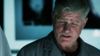 CSI_CRIME_SCENE_INVESTIGATION_-_E14X22_DEAD_IN_HIS_TRACKS_0558.jpg
