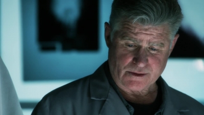 CSI_CRIME_SCENE_INVESTIGATION_-_E14X22_DEAD_IN_HIS_TRACKS_0564.jpg