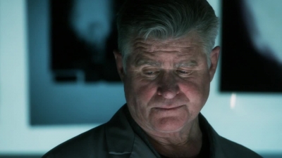 CSI_CRIME_SCENE_INVESTIGATION_-_E14X22_DEAD_IN_HIS_TRACKS_0593.jpg