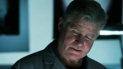 CSI_CRIME_SCENE_INVESTIGATION_-_E14X22_DEAD_IN_HIS_TRACKS_0634.jpg