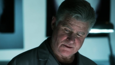 CSI_CRIME_SCENE_INVESTIGATION_-_E14X22_DEAD_IN_HIS_TRACKS_0639.jpg