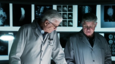 CSI_CRIME_SCENE_INVESTIGATION_-_E14X22_DEAD_IN_HIS_TRACKS_0652.jpg