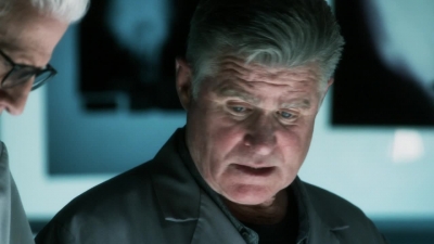 CSI_CRIME_SCENE_INVESTIGATION_-_E14X22_DEAD_IN_HIS_TRACKS_0658.jpg