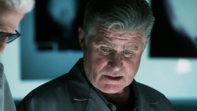 CSI_CRIME_SCENE_INVESTIGATION_-_E14X22_DEAD_IN_HIS_TRACKS_0659.jpg