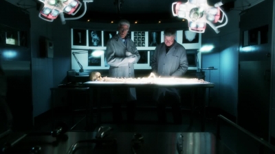 CSI_CRIME_SCENE_INVESTIGATION_-_E14X22_DEAD_IN_HIS_TRACKS_0682.jpg
