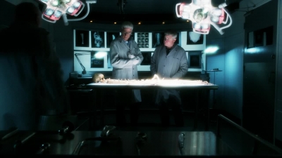 CSI_CRIME_SCENE_INVESTIGATION_-_E14X22_DEAD_IN_HIS_TRACKS_0684.jpg