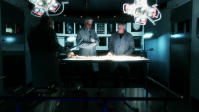 CSI_CRIME_SCENE_INVESTIGATION_-_E14X22_DEAD_IN_HIS_TRACKS_0689.jpg