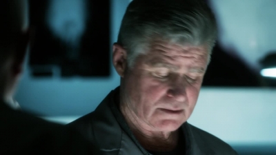 CSI_CRIME_SCENE_INVESTIGATION_-_E14X22_DEAD_IN_HIS_TRACKS_0701.jpg