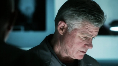 CSI_CRIME_SCENE_INVESTIGATION_-_E14X22_DEAD_IN_HIS_TRACKS_0704.jpg