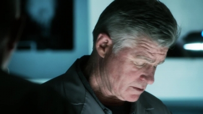 CSI_CRIME_SCENE_INVESTIGATION_-_E14X22_DEAD_IN_HIS_TRACKS_0706.jpg