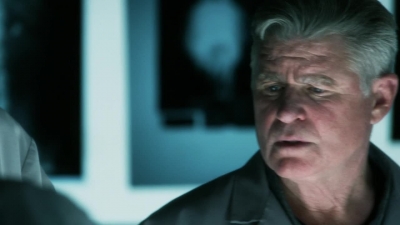 CSI_CRIME_SCENE_INVESTIGATION_-_E14X22_DEAD_IN_HIS_TRACKS_0715.jpg