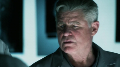 CSI_CRIME_SCENE_INVESTIGATION_-_E14X22_DEAD_IN_HIS_TRACKS_0717.jpg