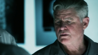 CSI_CRIME_SCENE_INVESTIGATION_-_E14X22_DEAD_IN_HIS_TRACKS_0720.jpg