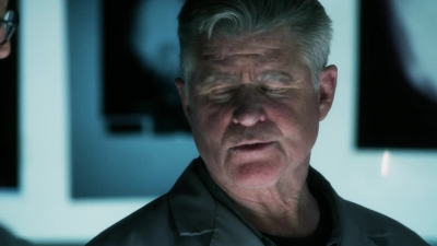 CSI_CRIME_SCENE_INVESTIGATION_-_E14X22_DEAD_IN_HIS_TRACKS_0725.jpg