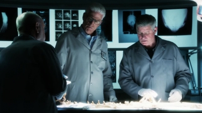 CSI_CRIME_SCENE_INVESTIGATION_-_E14X22_DEAD_IN_HIS_TRACKS_0733.jpg