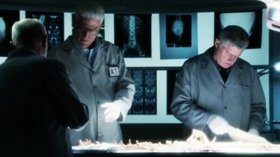 CSI_CRIME_SCENE_INVESTIGATION_-_E14X22_DEAD_IN_HIS_TRACKS_0741.jpg