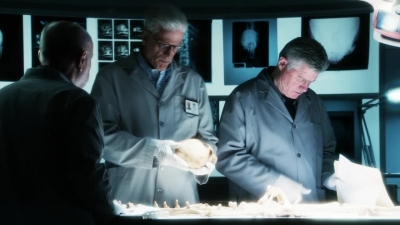 CSI_CRIME_SCENE_INVESTIGATION_-_E14X22_DEAD_IN_HIS_TRACKS_0749.jpg