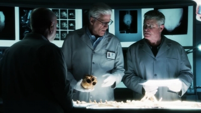 CSI_CRIME_SCENE_INVESTIGATION_-_E14X22_DEAD_IN_HIS_TRACKS_0780.jpg