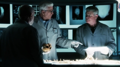 CSI_CRIME_SCENE_INVESTIGATION_-_E14X22_DEAD_IN_HIS_TRACKS_0785.jpg
