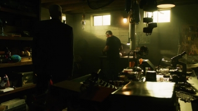 CSI_CRIME_SCENE_INVESTIGATION_-_E14X22_DEAD_IN_HIS_TRACKS_0803.jpg