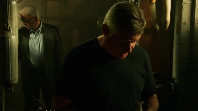 CSI_CRIME_SCENE_INVESTIGATION_-_E14X22_DEAD_IN_HIS_TRACKS_0822.jpg