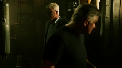 CSI_CRIME_SCENE_INVESTIGATION_-_E14X22_DEAD_IN_HIS_TRACKS_0854.jpg