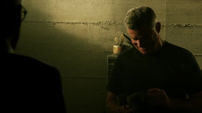 CSI_CRIME_SCENE_INVESTIGATION_-_E14X22_DEAD_IN_HIS_TRACKS_0859.jpg