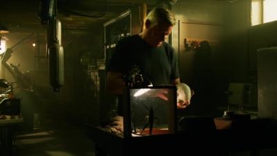 CSI_CRIME_SCENE_INVESTIGATION_-_E14X22_DEAD_IN_HIS_TRACKS_0896.jpg