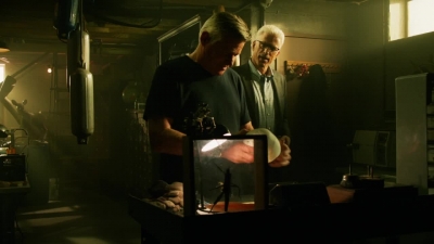CSI_CRIME_SCENE_INVESTIGATION_-_E14X22_DEAD_IN_HIS_TRACKS_0898.jpg
