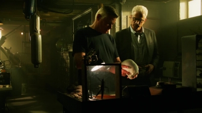 CSI_CRIME_SCENE_INVESTIGATION_-_E14X22_DEAD_IN_HIS_TRACKS_0902.jpg