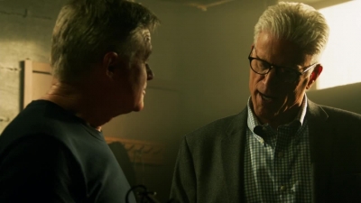 CSI_CRIME_SCENE_INVESTIGATION_-_E14X22_DEAD_IN_HIS_TRACKS_0908.jpg