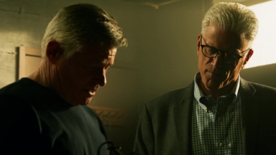 CSI_CRIME_SCENE_INVESTIGATION_-_E14X22_DEAD_IN_HIS_TRACKS_0910.jpg