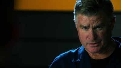 CSI_CRIME_SCENE_INVESTIGATION_-_E14X22_DEAD_IN_HIS_TRACKS_0986.jpg