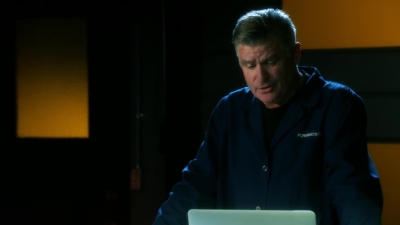 CSI_CRIME_SCENE_INVESTIGATION_-_E14X22_DEAD_IN_HIS_TRACKS_1011.jpg