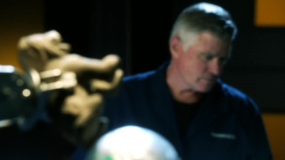 CSI_CRIME_SCENE_INVESTIGATION_-_E14X22_DEAD_IN_HIS_TRACKS_1022.jpg