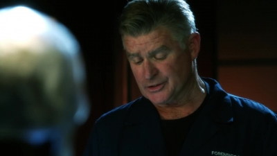 CSI_CRIME_SCENE_INVESTIGATION_-_E14X22_DEAD_IN_HIS_TRACKS_1031.jpg