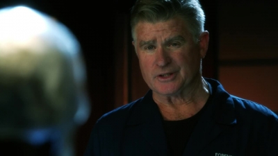 CSI_CRIME_SCENE_INVESTIGATION_-_E14X22_DEAD_IN_HIS_TRACKS_1033.jpg