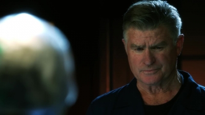 CSI_CRIME_SCENE_INVESTIGATION_-_E14X22_DEAD_IN_HIS_TRACKS_1065.jpg