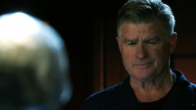 CSI_CRIME_SCENE_INVESTIGATION_-_E14X22_DEAD_IN_HIS_TRACKS_1067.jpg