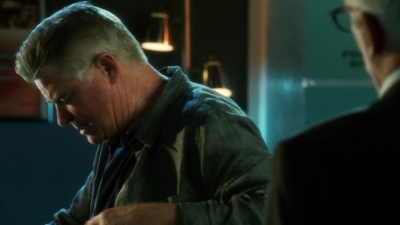 CSI_CRIME_SCENE_INVESTIGATION_-_E14X22_DEAD_IN_HIS_TRACKS_1082.jpg