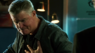 CSI_CRIME_SCENE_INVESTIGATION_-_E14X22_DEAD_IN_HIS_TRACKS_1092.jpg