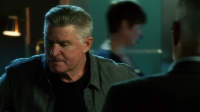 CSI_CRIME_SCENE_INVESTIGATION_-_E14X22_DEAD_IN_HIS_TRACKS_1109.jpg