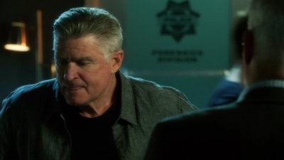 CSI_CRIME_SCENE_INVESTIGATION_-_E14X22_DEAD_IN_HIS_TRACKS_1110.jpg