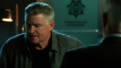 CSI_CRIME_SCENE_INVESTIGATION_-_E14X22_DEAD_IN_HIS_TRACKS_1112.jpg