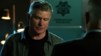 CSI_CRIME_SCENE_INVESTIGATION_-_E14X22_DEAD_IN_HIS_TRACKS_1119.jpg