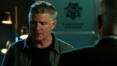 CSI_CRIME_SCENE_INVESTIGATION_-_E14X22_DEAD_IN_HIS_TRACKS_1122.jpg