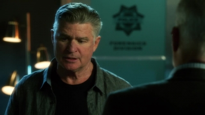 CSI_CRIME_SCENE_INVESTIGATION_-_E14X22_DEAD_IN_HIS_TRACKS_1127.jpg